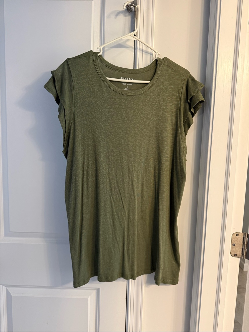 torrid Olive Ruffle Sleeve Short Sleeve Tee NWT